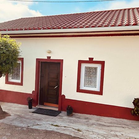 Mae Home Carril Caldas Da Rainha Luaran gambar